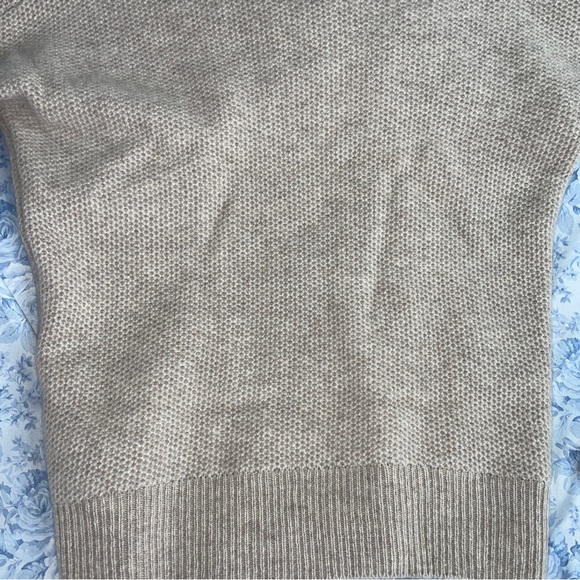 Nicole Miller 2 Ply Cashmere Oatmeal Sweater XS Luxe Soft Thermal Knit Warm Top - Picture 6 of 8